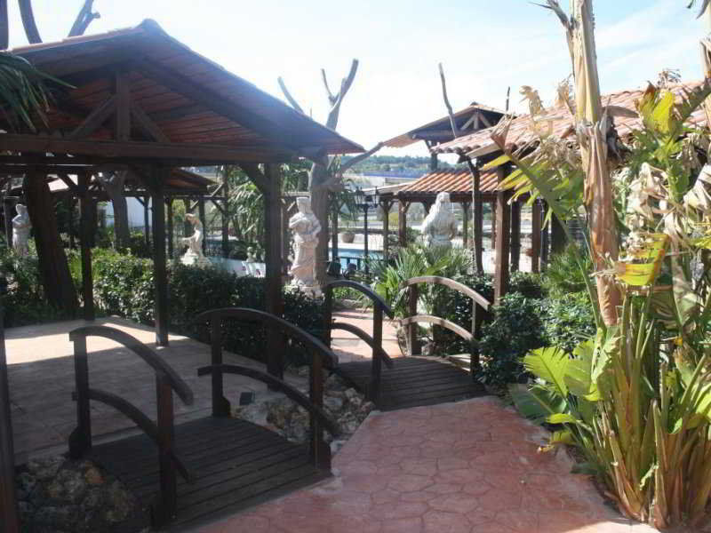 Hotel La Carreta Chiva Bagian luar foto